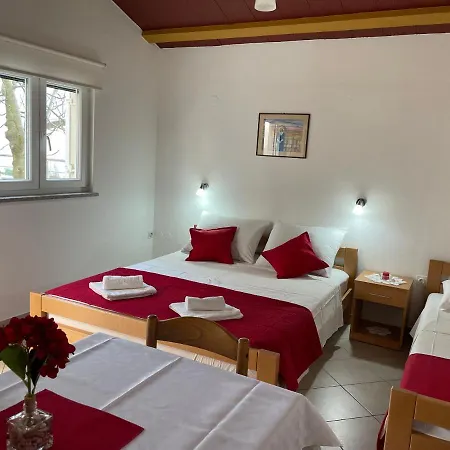 Apartment Leca- Small House *