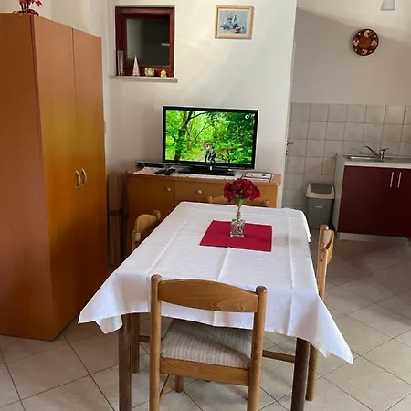 Apartment Leca- Small House Medulin