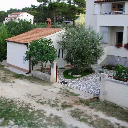 Leca- Small House Apartment Medulin